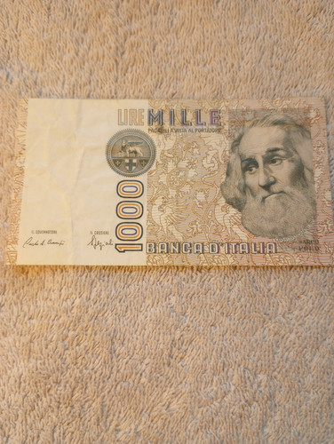 Italy 1982 1000 - italy,