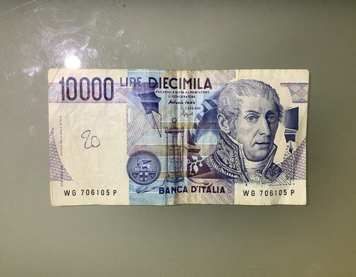 Italy 10000 lire 1984 - 10000,